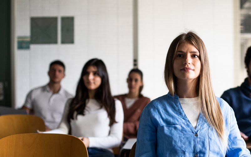 “Cómo afrontar los Exámenes en UNED Pamplona. Un reto al alcance de todo el alumnado” 